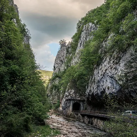 דירה Golemi Kamik Vlasi *